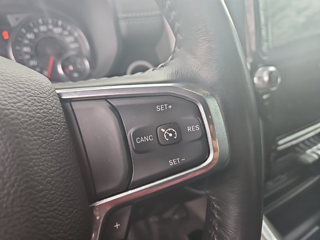 Used 2023 RAM 1500 Laramie AWD/4WD image 19