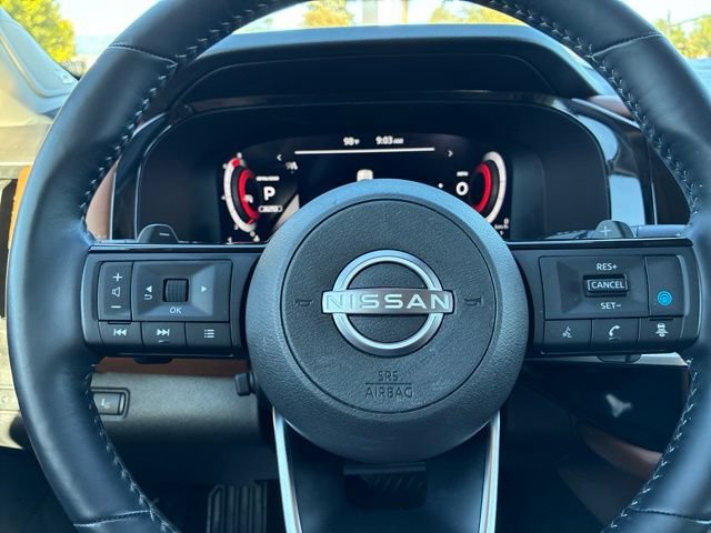 Used 2025 Nissan Pathfinder Platinum AWD/4WD image 40
