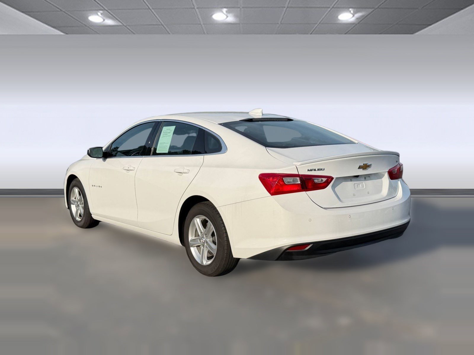 Used 2024 Chevrolet Malibu LT FWD image 3