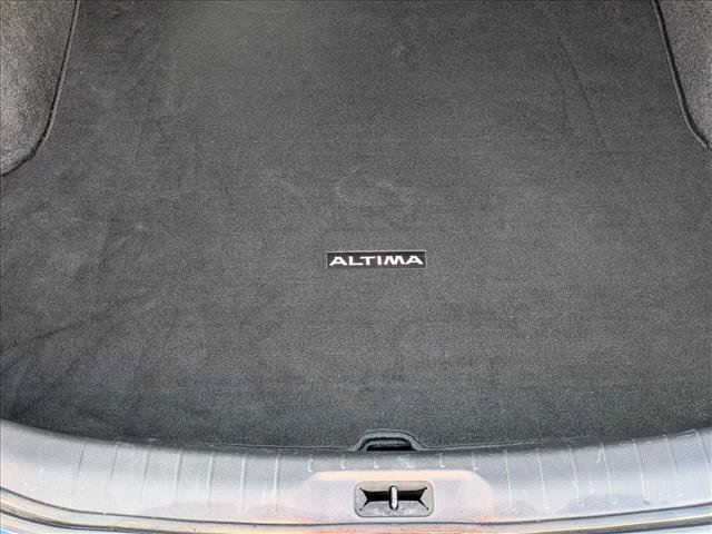 Used 2020 Nissan Altima 2.5 SR FWD image 6