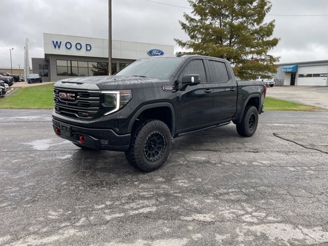 Used 2022 GMC Sierra 1500 AT4 w/ AT4 Premium Package