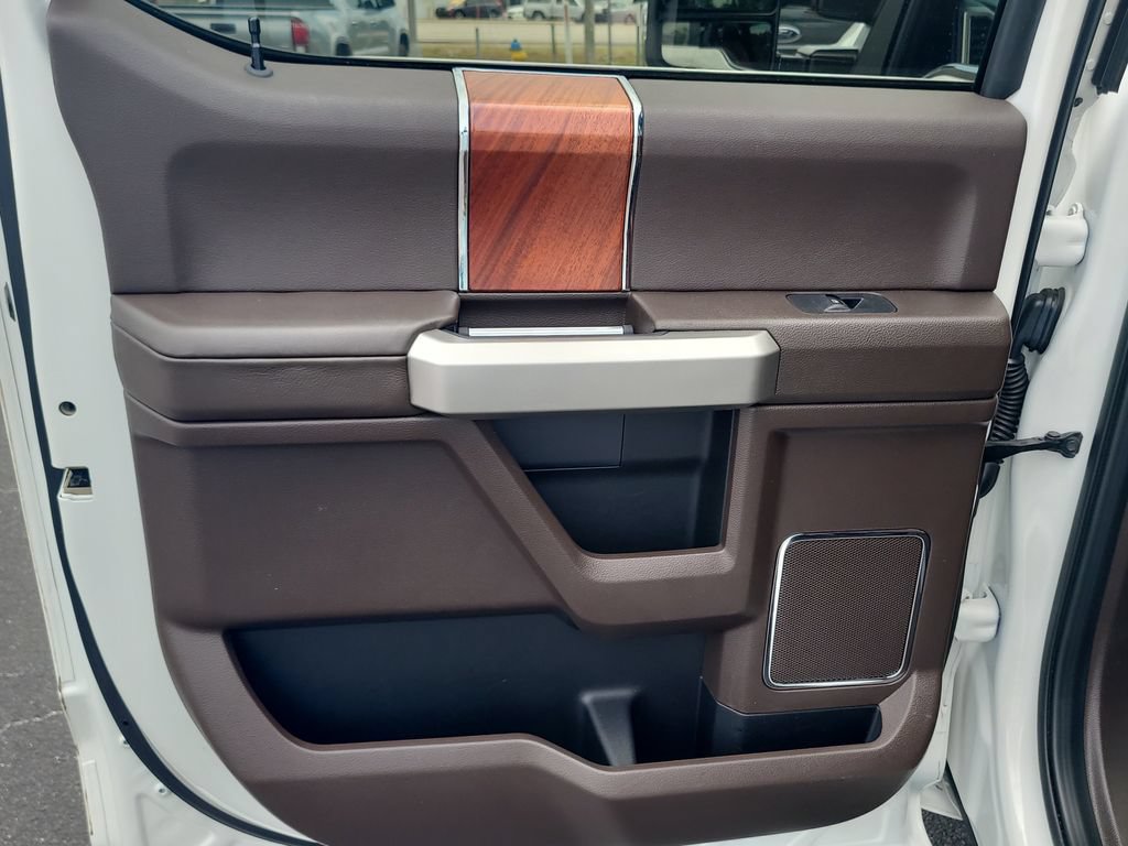 Certified 2022 Ford F250 King Ranch w/ King Ranch Ultimate Package AWD/4WD image 9