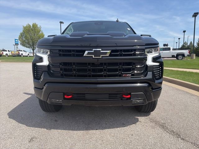 Used 2025 Chevrolet Silverado 1500 LT Trail Boss w/ LT Trail Boss Premium Package AWD/4WD image 8