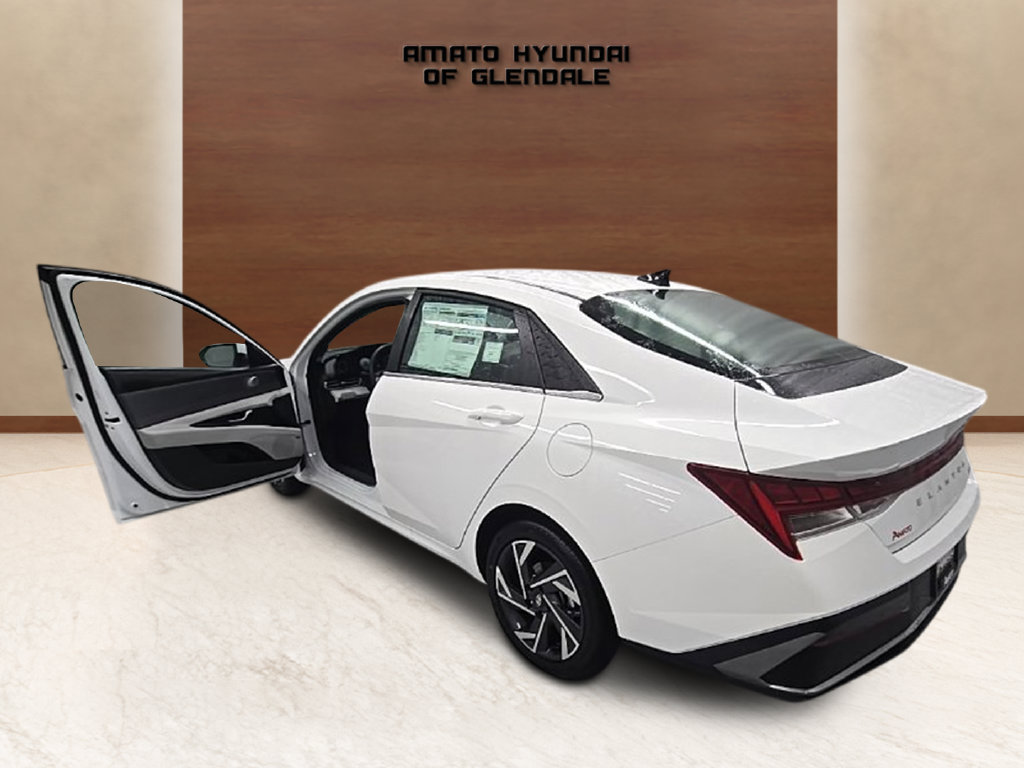 New 2026 Hyundai Elantra Limited FWD image 5