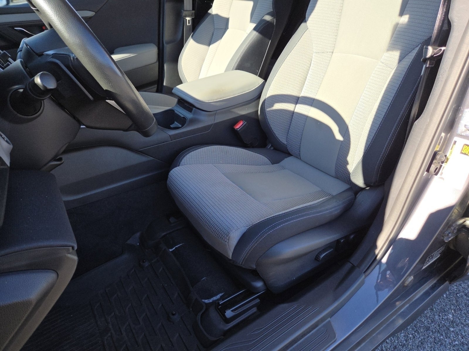 Used 2024 Subaru Outback Premium image 24