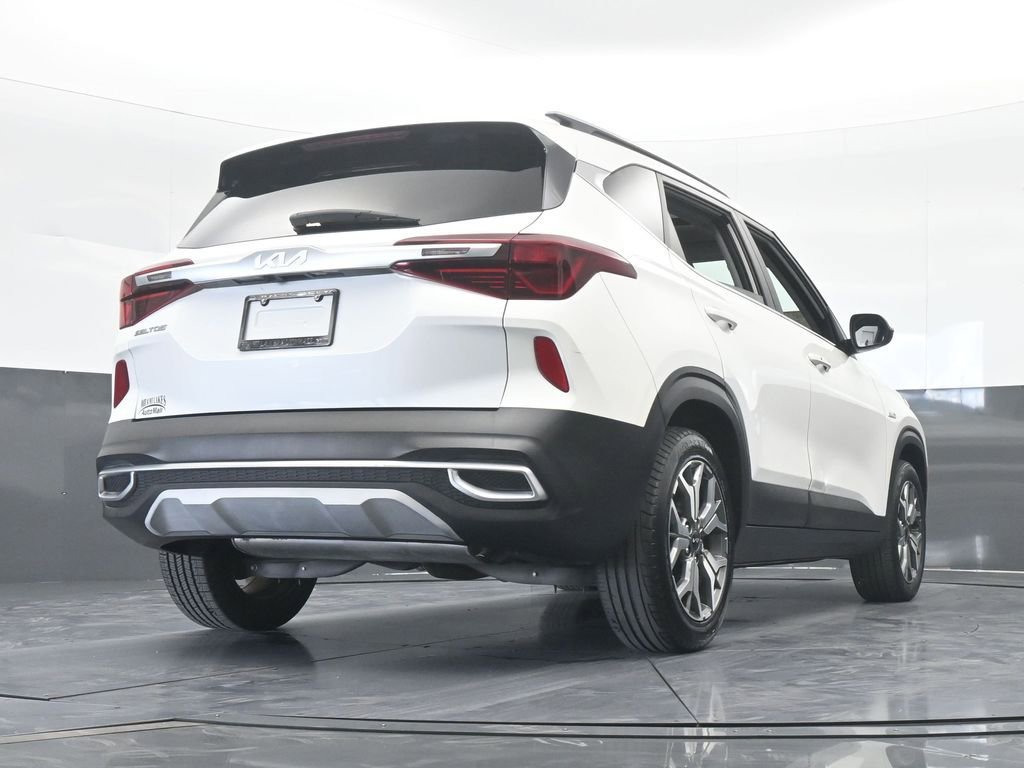 Used 2022 Kia Seltos EX image 62