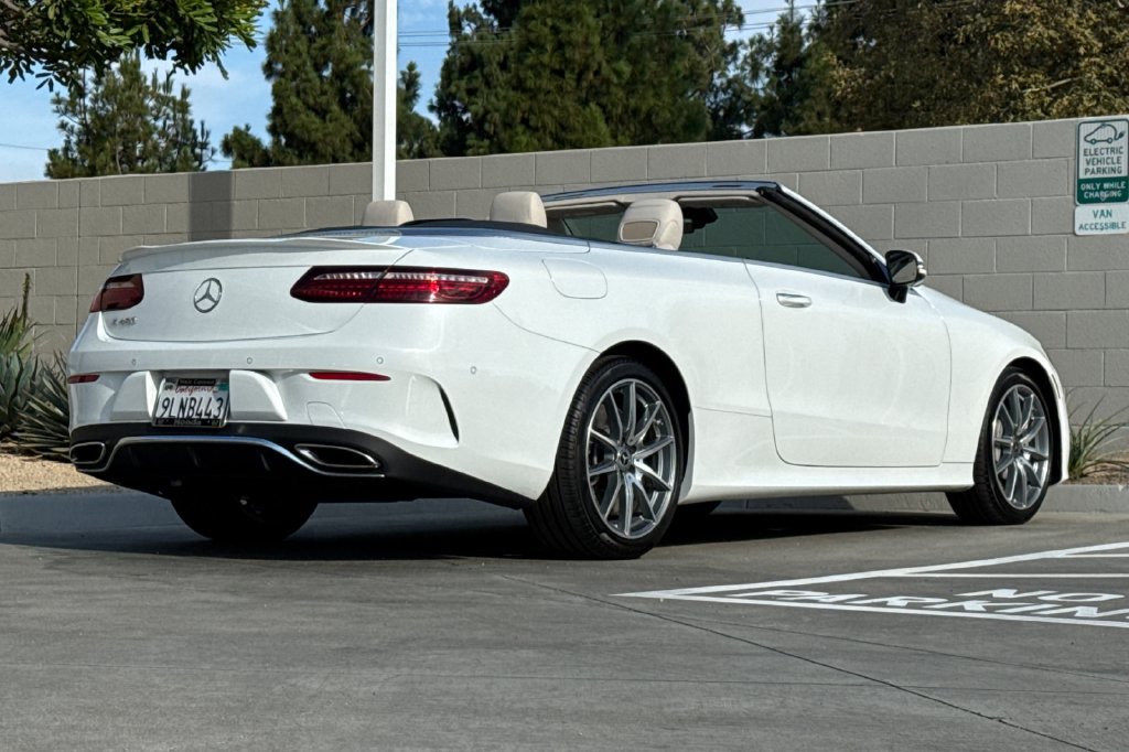 Used 2023 Mercedes-Benz E 450 Cabriolet image 10