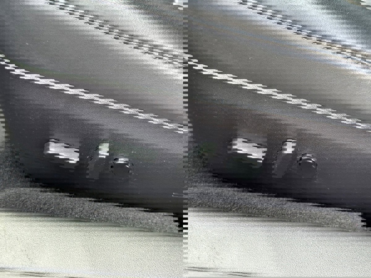 Used 2019 Tesla Model 3 Standard Range Plus image 28