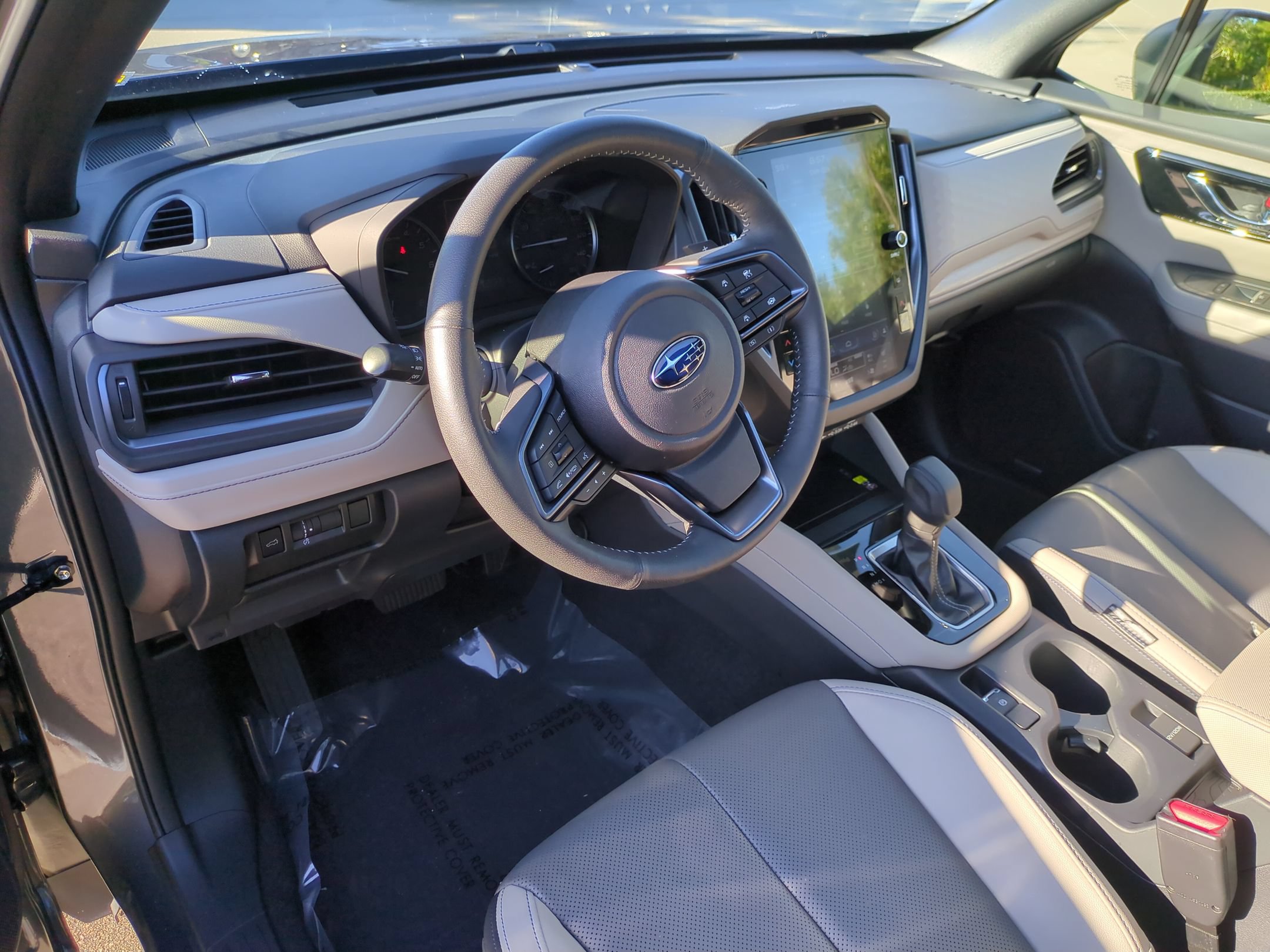 Used 2025 Subaru Forester Limited AWD/4WD image 16
