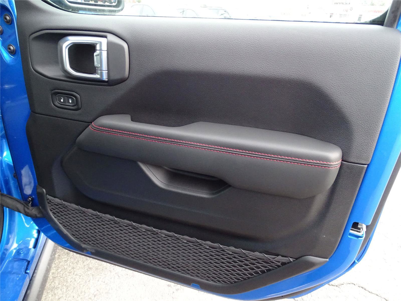 New 2025 Jeep Gladiator Rubicon image 7