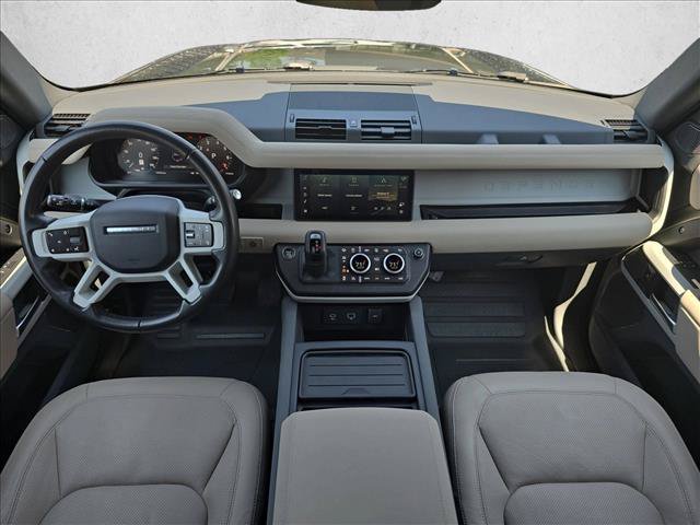 Used 2023 Land Rover Defender 110 SE AWD/4WD image 9