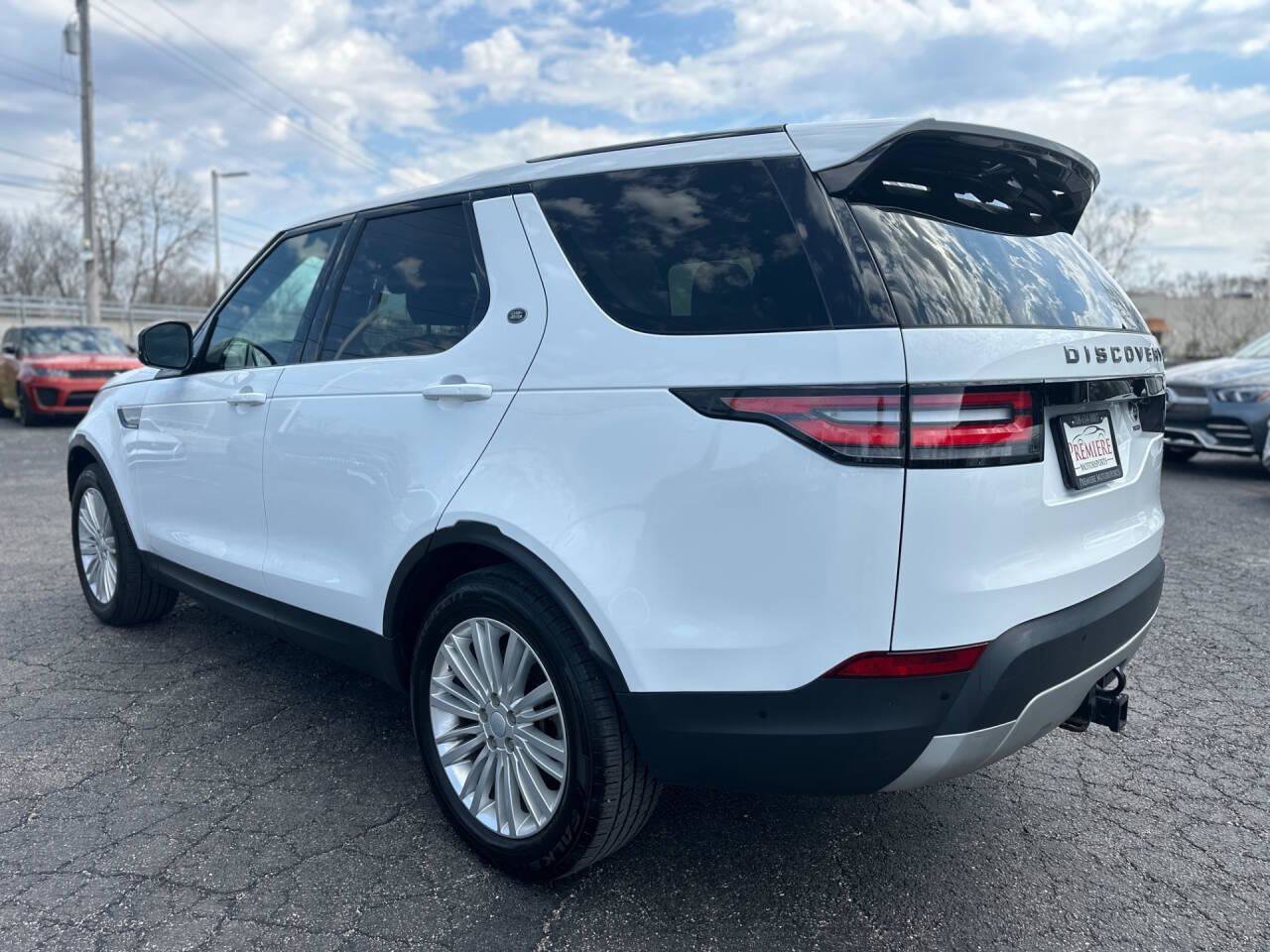 Used 2020 Land Rover Discovery HSE AWD/4WD image 3