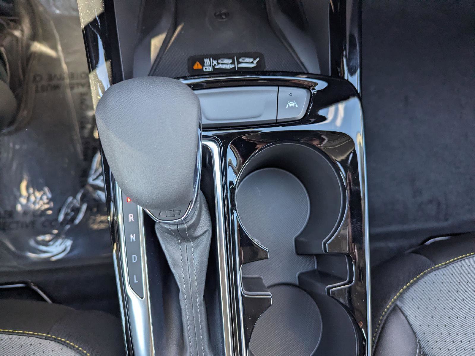 New 2026 Chevrolet Trax LT w/ Sunroof Package image 23