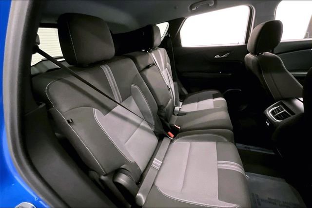 Used 2025 Chevrolet Blazer LT image 23
