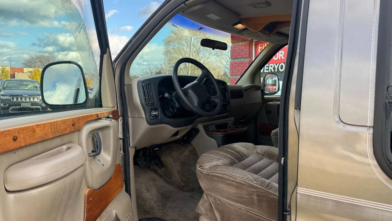 Used 1999 Chevrolet Express 1500 w/ Convenience Pkg image 12