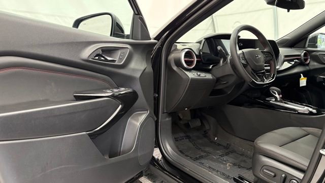 New 2026 Chevrolet Trax RS FWD image 30