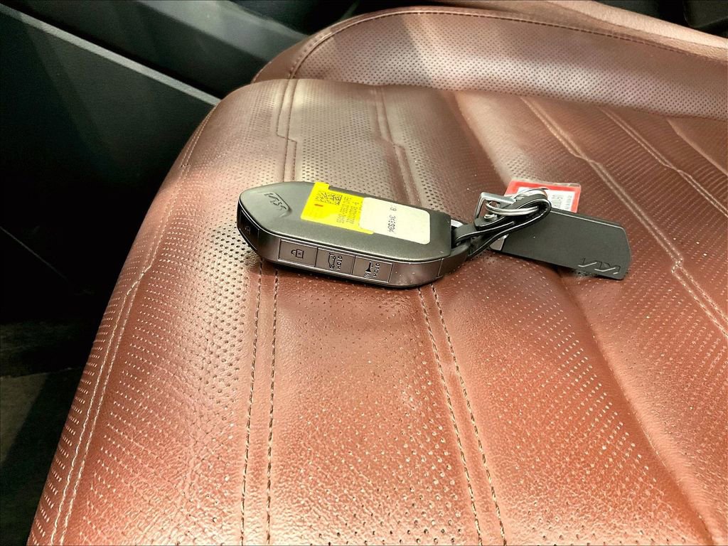 Used 2023 Kia Telluride SX Prestige image 31