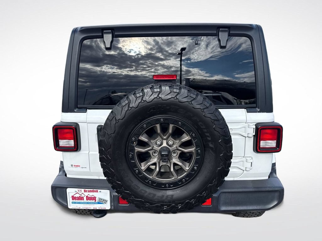 Used 2021 Jeep Wrangler Unlimited Sahara AWD/4WD image 4