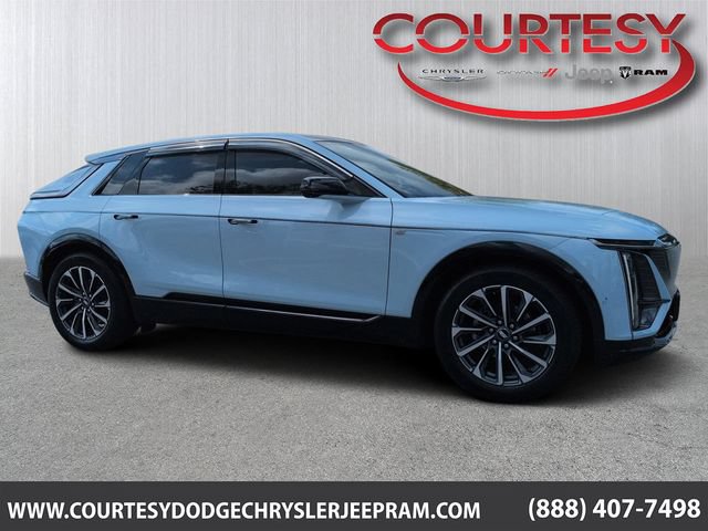 Used 2024 Cadillac Lyriq Sport RWD image 1