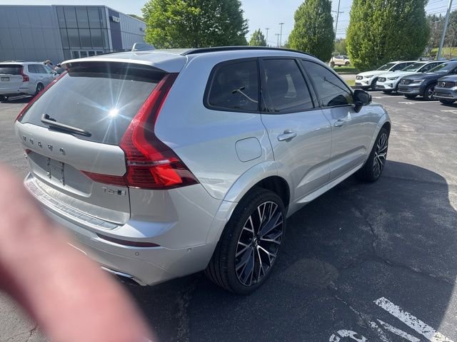 Used 2020 Volvo XC60 T6 R-Design AWD/4WD image 7