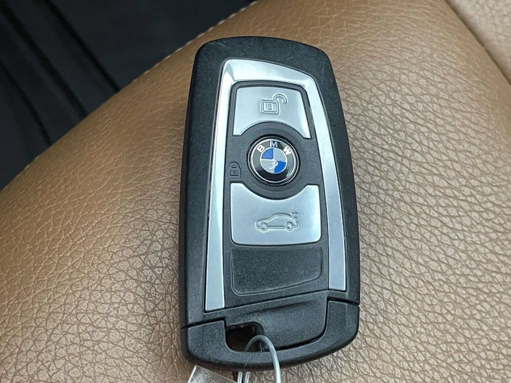 Used 2014 BMW 428i xDrive Convertible AWD/4WD image 36