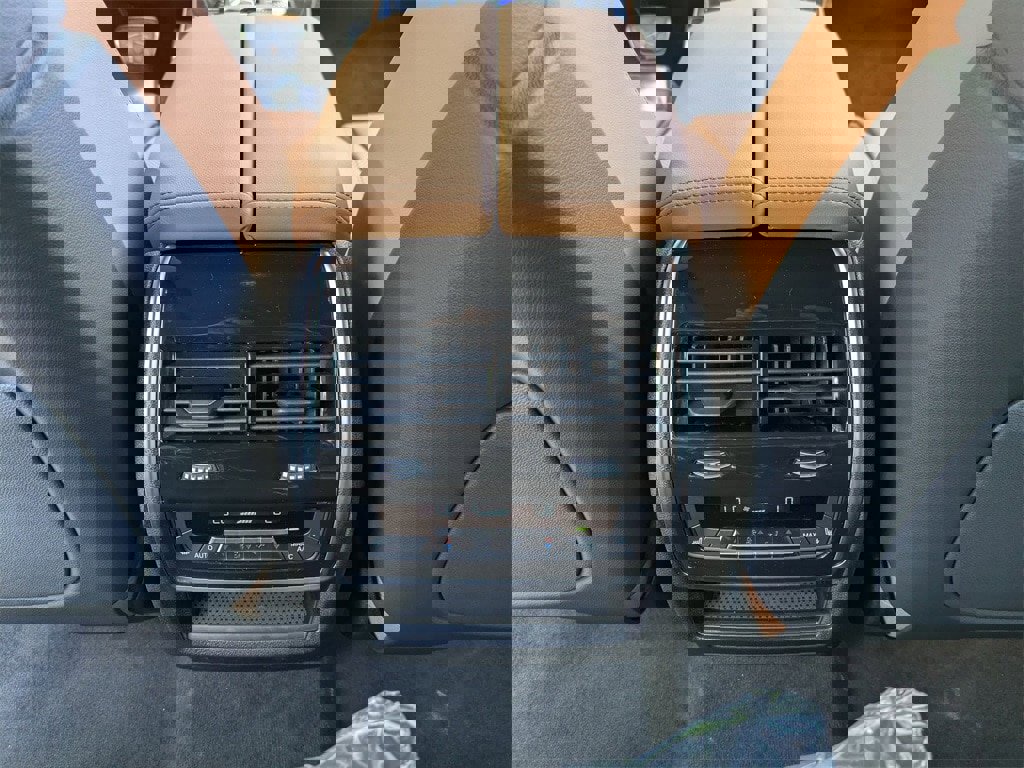 New 2026 BMW X7 xDrive40i w/ M Sport Package image 21