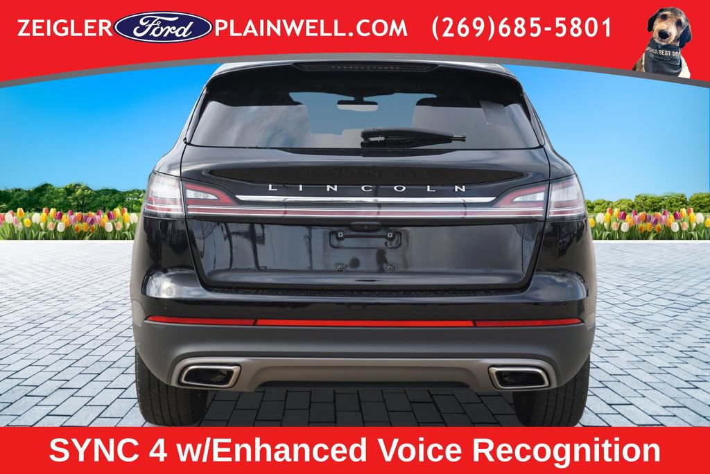 Used 2022 Lincoln Nautilus AWD w/ Premium Package image 4
