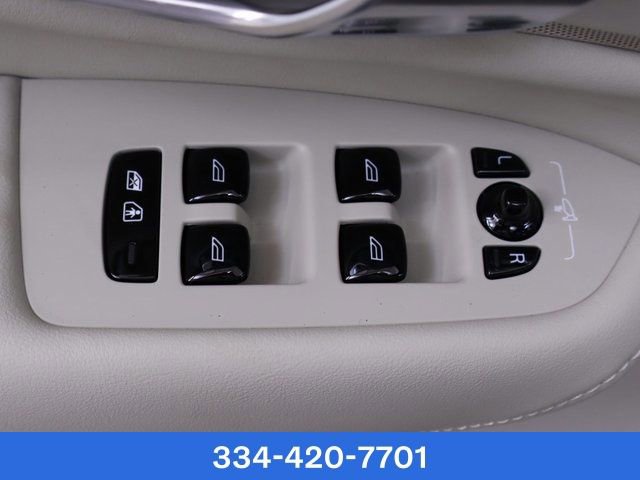 New 2025 Volvo XC90 T8 Ultra w/ Protection Package Premier image 11