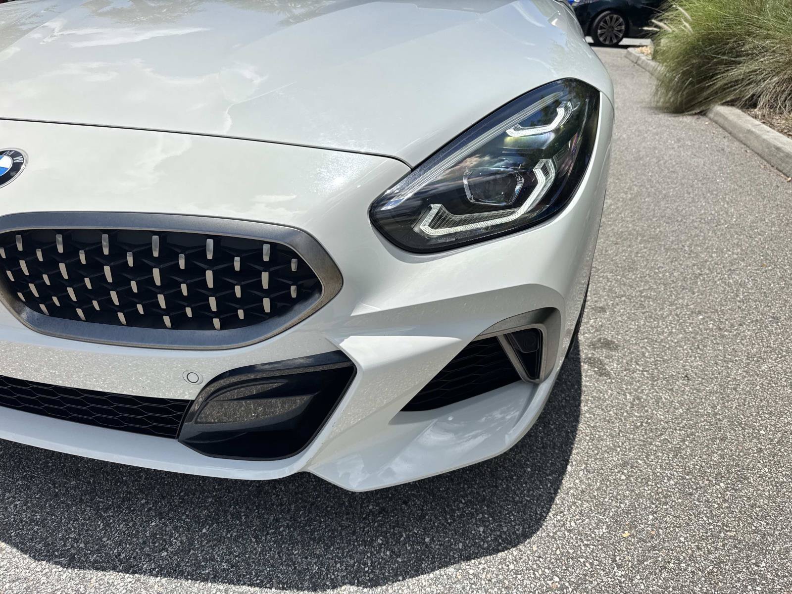 Used 2020 BMW Z4 M40i w/ Executive Package RWD image 9