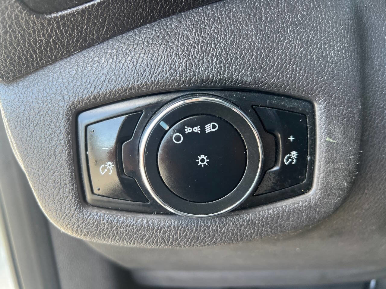 Used 2018 Ford Transit Connect XL FWD image 15