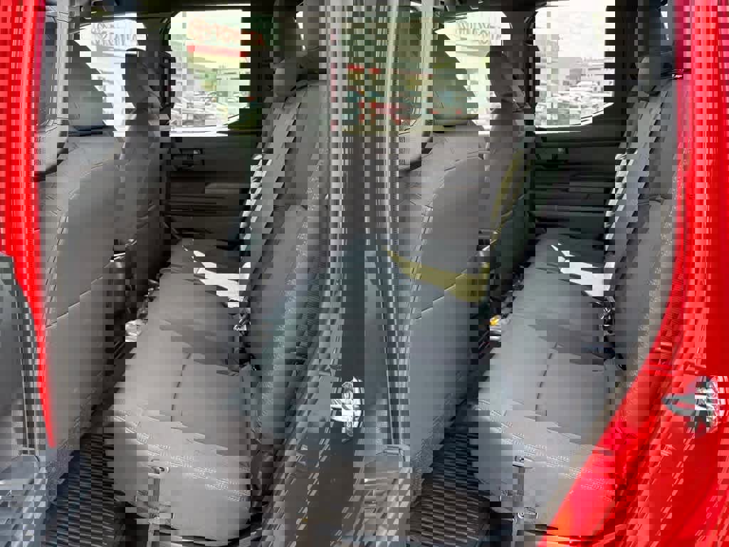 Used 2025 Toyota Tacoma SR5 w/ SR5 Upgrade Package image 8