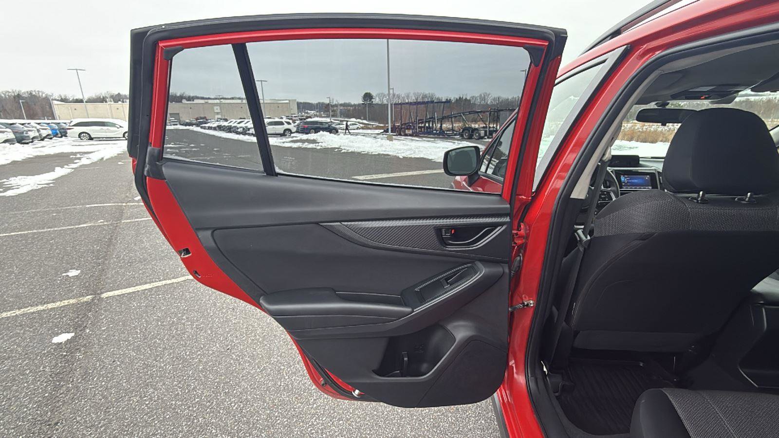 Used 2021 Subaru Crosstrek 2.0i image 24