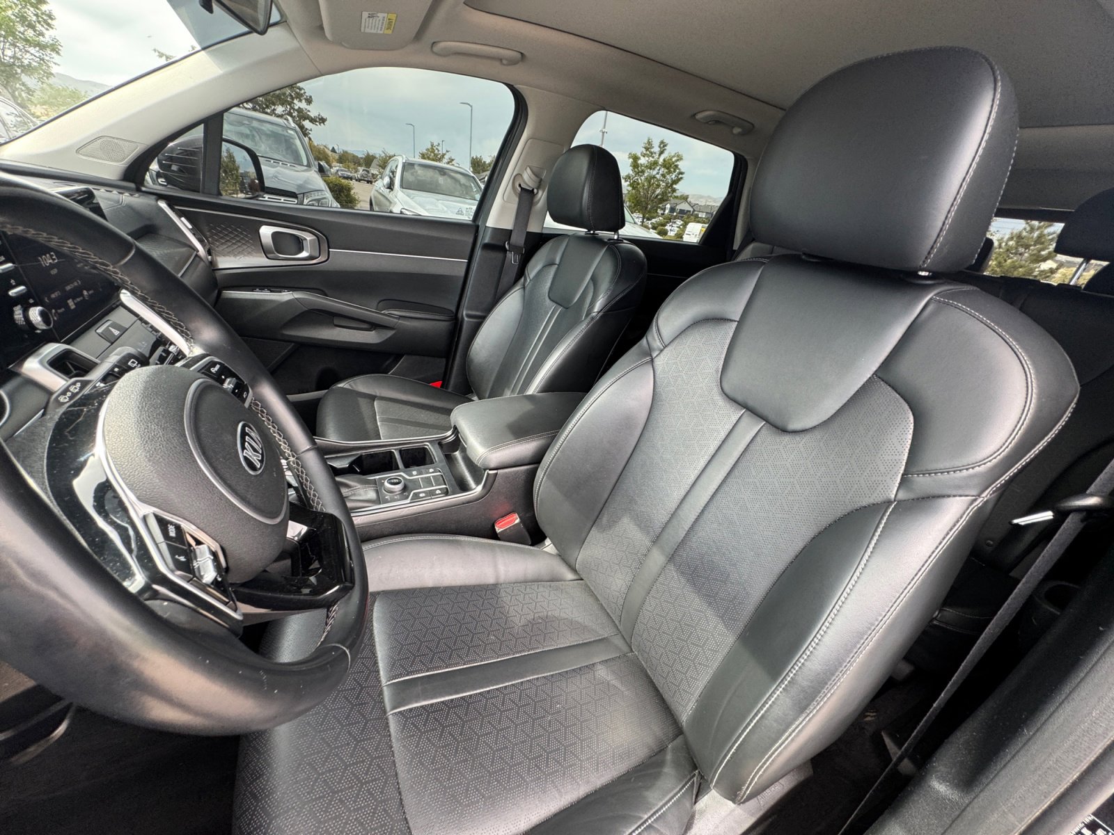 Used 2021 Kia Sorento S w/ Panoramic Sunroof Package AWD/4WD image 13