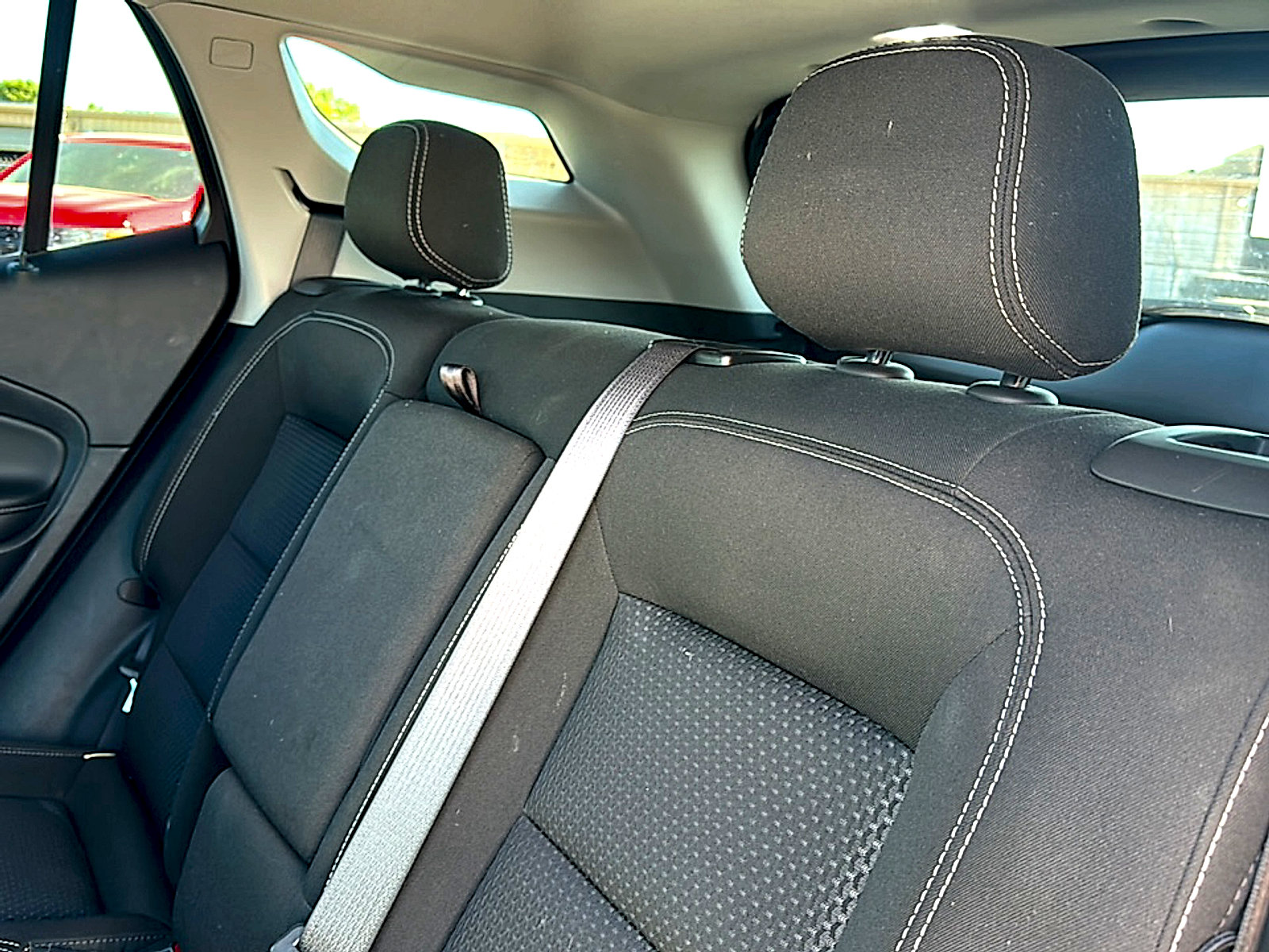Used 2024 GMC Terrain SLE FWD image 19