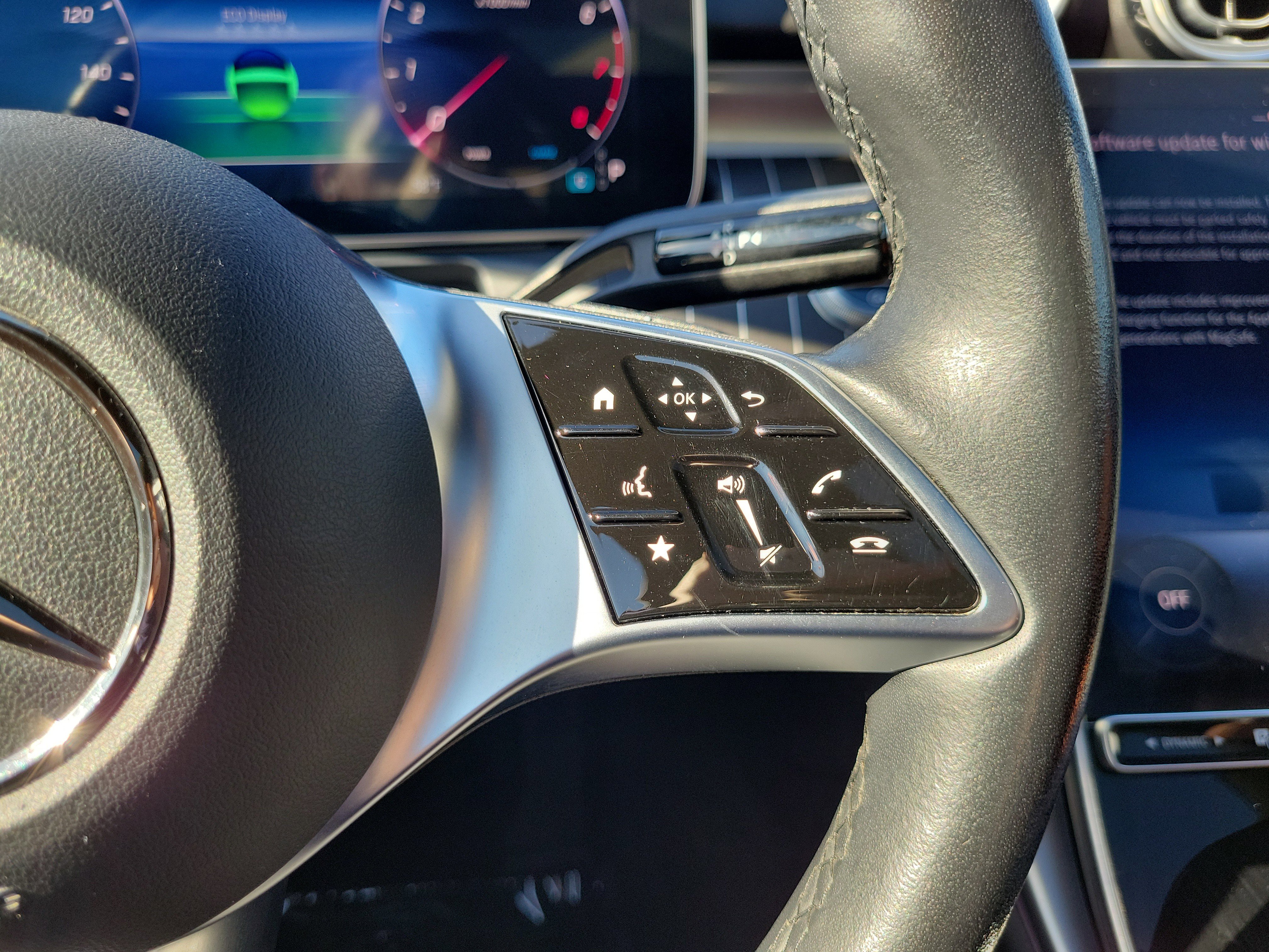 Used 2023 Mercedes-Benz C 300 Sedan image 19