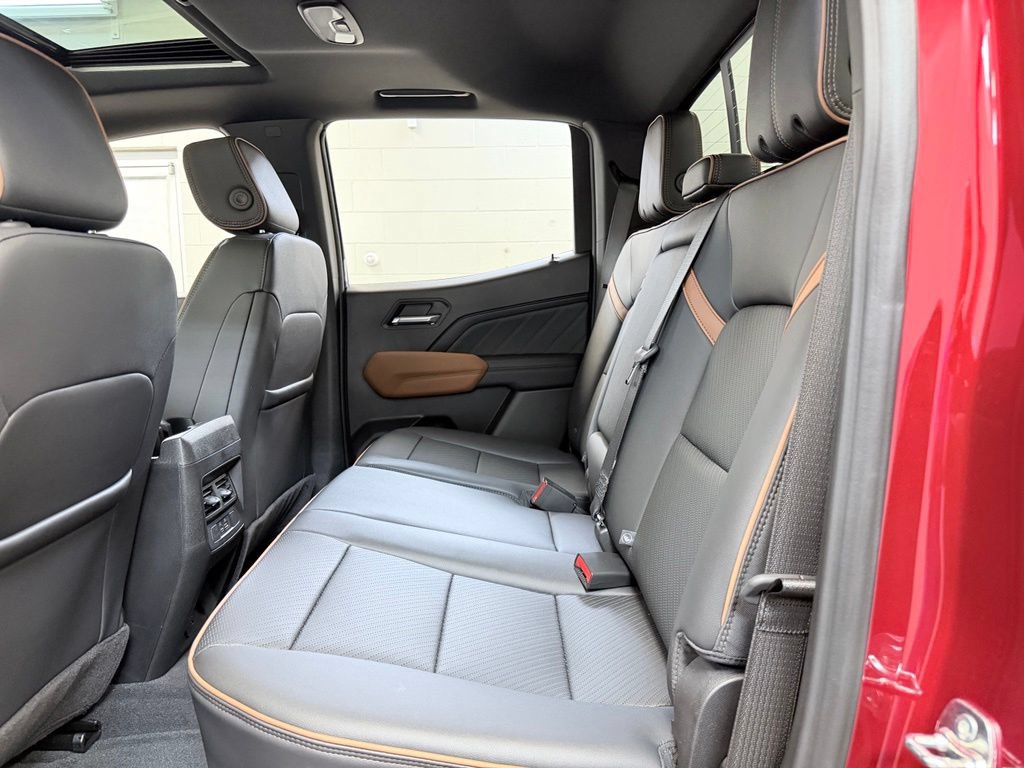 New 2026 GMC Canyon AT4 w/ Technology Plus Package AWD/4WD image 19