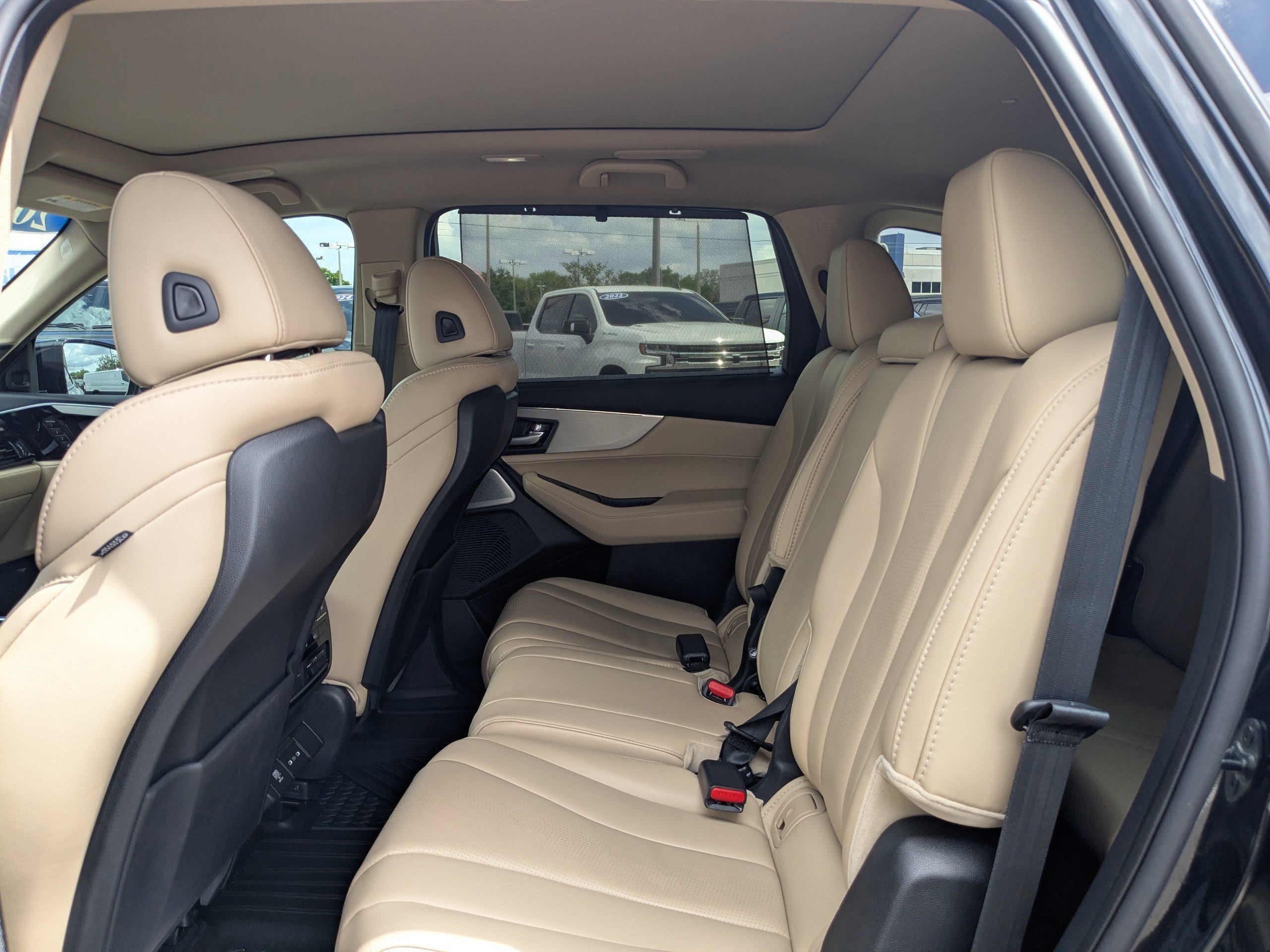 Used 2025 Acura MDX FWD w/ Technology Package image 14