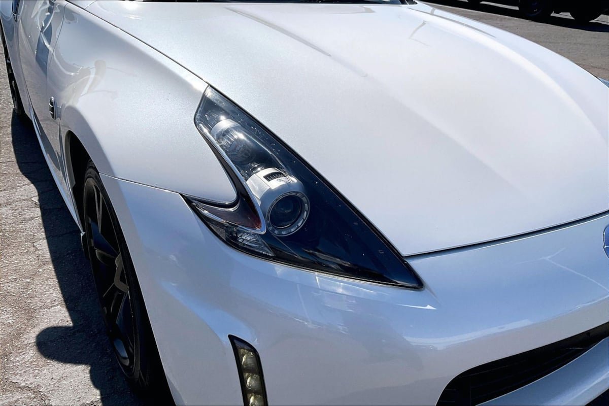 Used 2020 Nissan 370Z Coupe RWD image 23