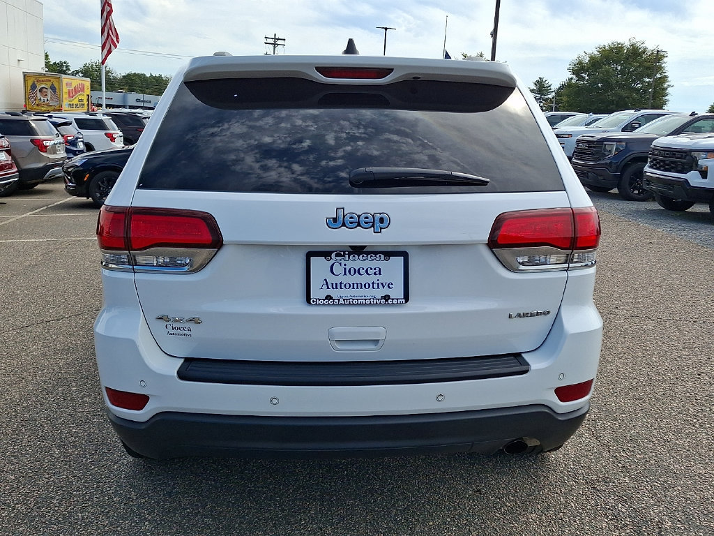 Used 2021 Jeep Grand Cherokee Laredo AWD/4WD image 8