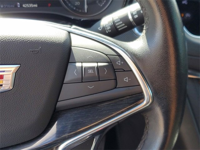 Used 2021 Cadillac XT5 Premium Luxury image 25