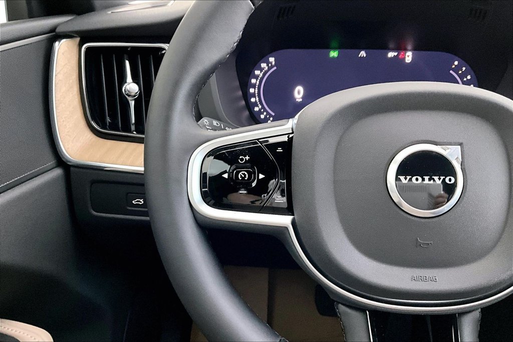New 2026 Volvo XC60 B5 Plus w/ Protection Package Premier AWD/4WD image 12