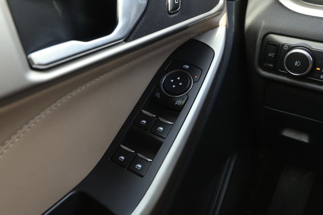 Used 2023 Ford Explorer XLT w/ Equipment Group 202A image 22