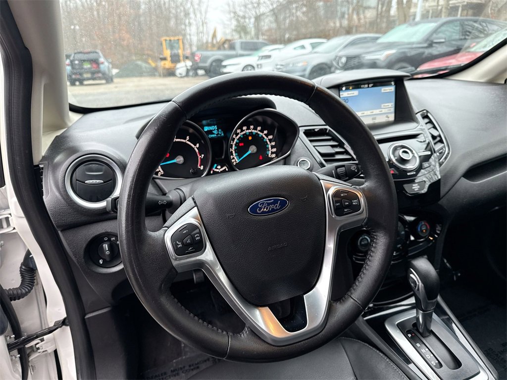 Used 2018 Ford Fiesta Titanium image 11