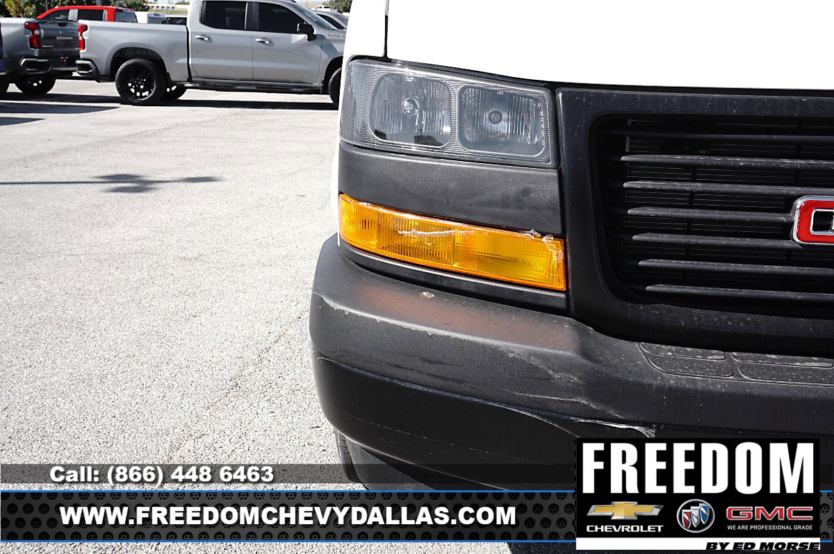 New 2025 GMC Savana 2500 w/ Driver Convenience Package image 33