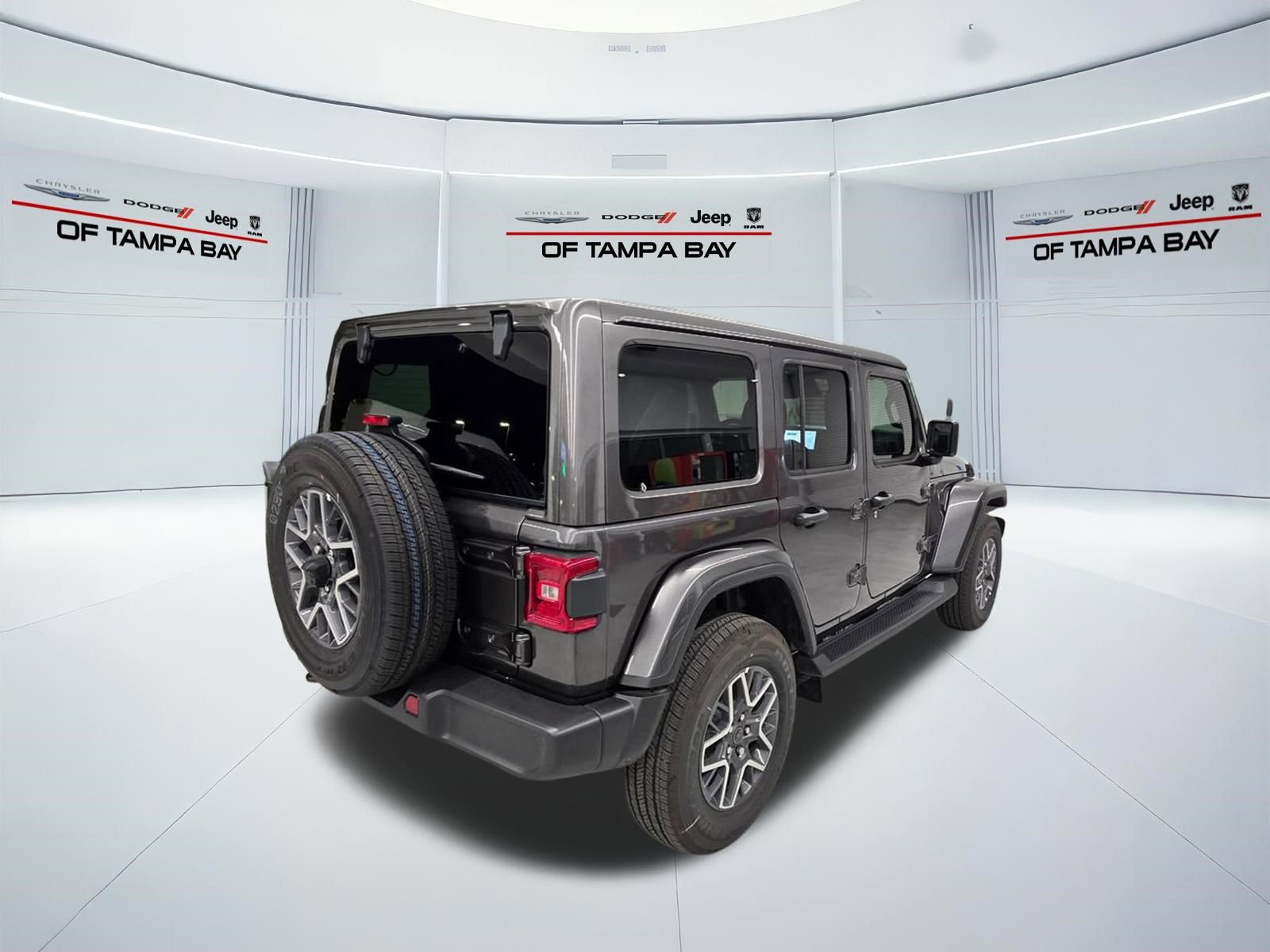 New 2025 Jeep Wrangler Unlimited Sahara AWD/4WD image 6