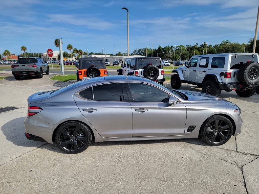 Used 2023 Genesis G70 2.0T w/ Sport Prestige Package RWD image 6