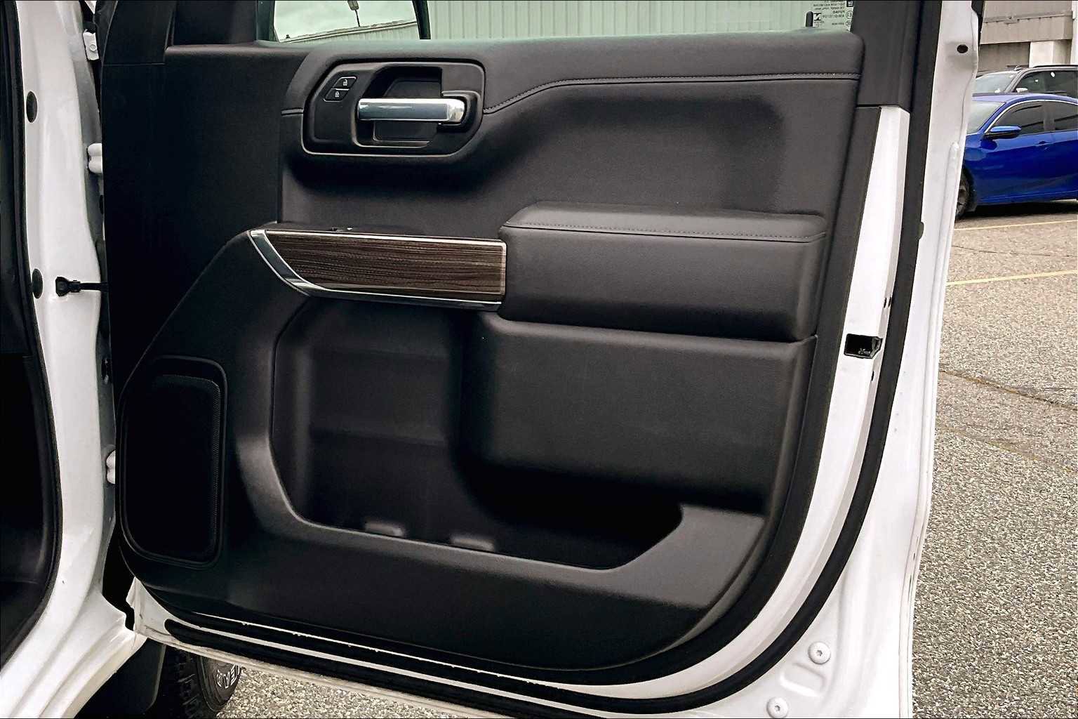 Used 2021 Chevrolet Silverado 1500 RST image 12