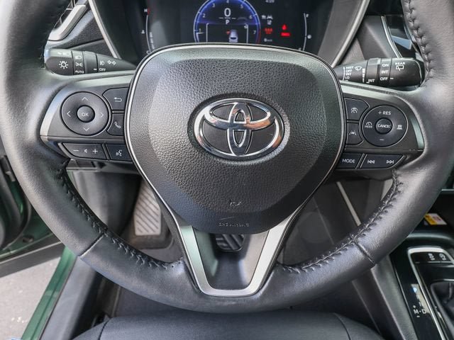 Used 2023 Toyota Corolla Cross XLE w/ Convenience Package FWD image 17