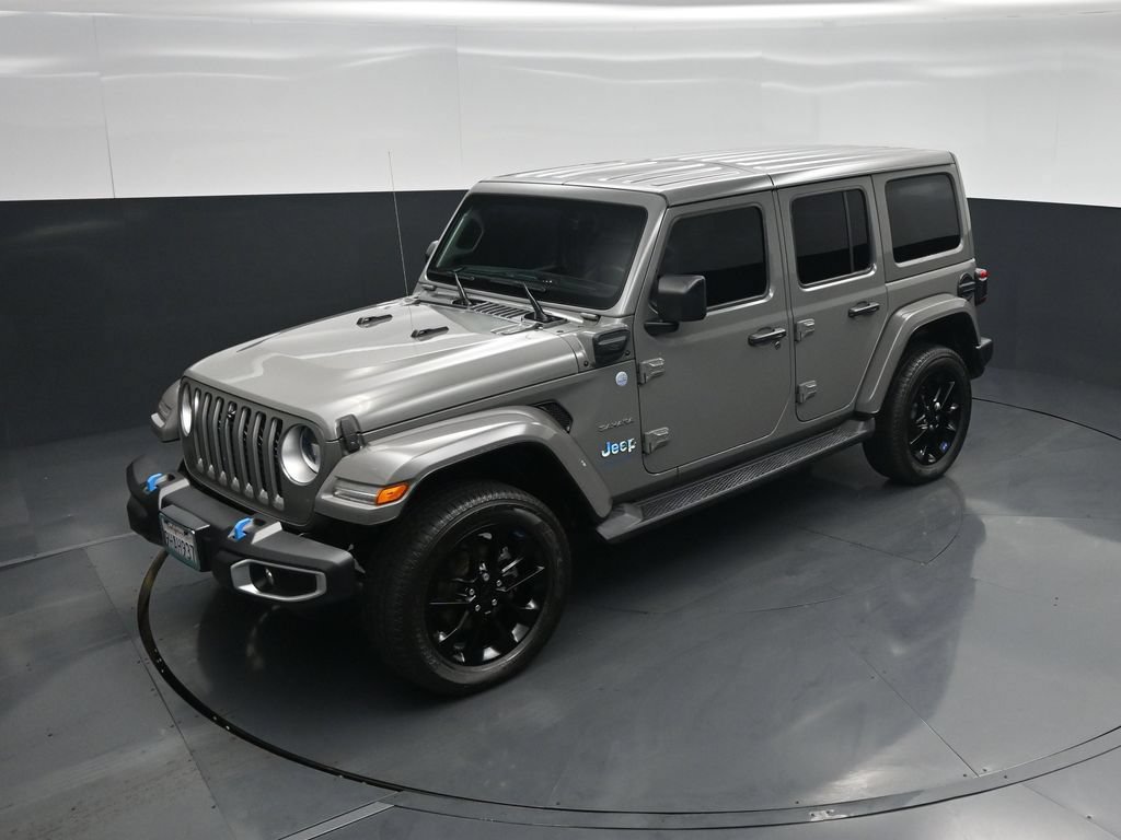 Used 2023 Jeep Wrangler Unlimited Sahara w/ Cold Weather Group AWD/4WD image 34