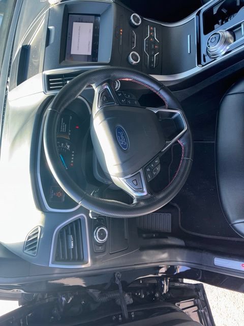 Used 2020 Ford Edge ST-Line FWD image 6